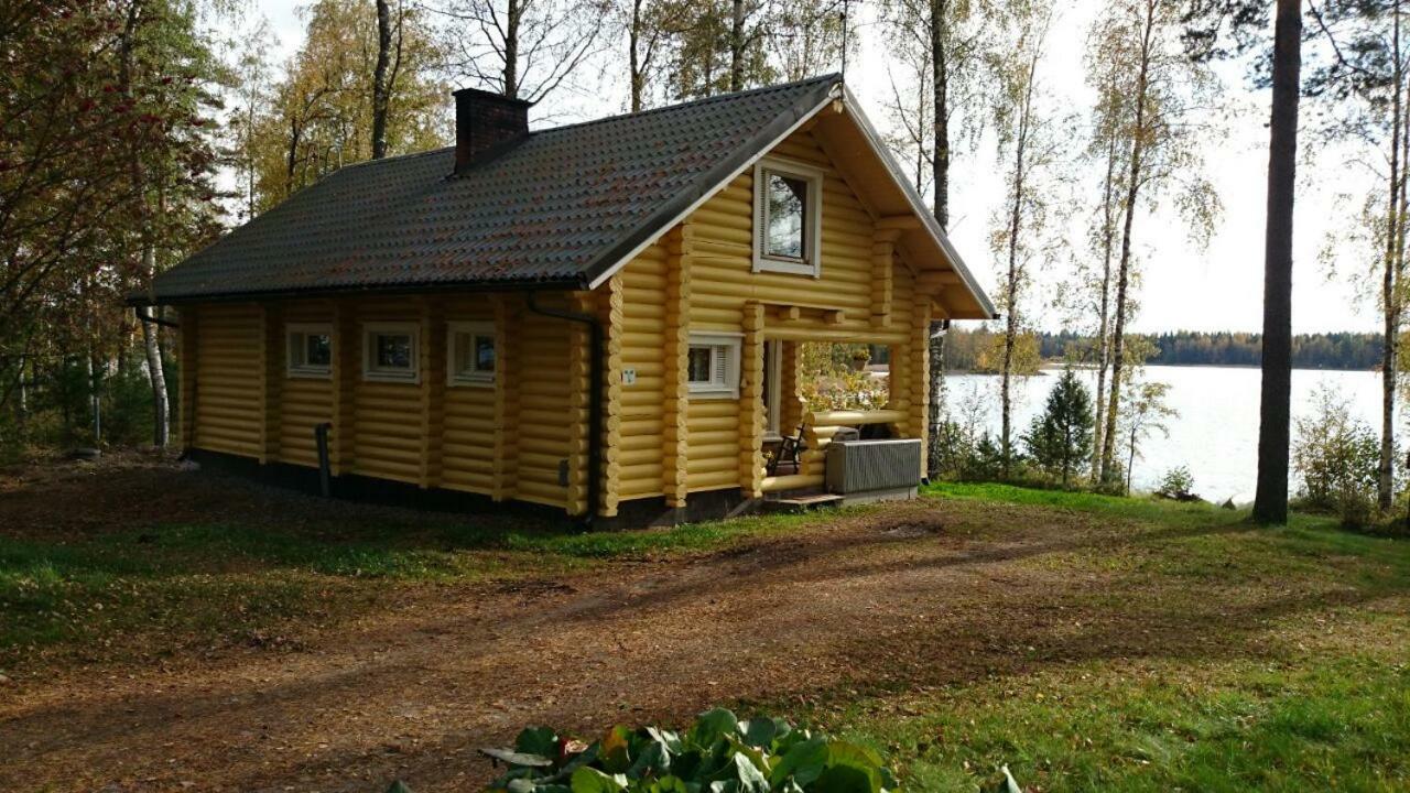 Mansikkaniemen Lomakeskus Ра́нтасалми Экстерьер фото